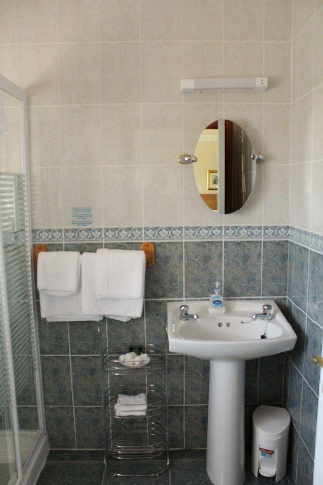 Seacourt Accommodation Tramore - Adult Only Екстериор снимка
